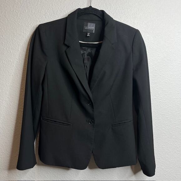 The Limited Black Collection Blazer Size 8P - Picture 2 of 12